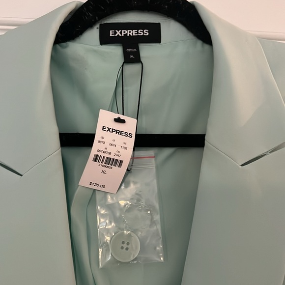 NWT, sold out, one button Express blazer in robin egg, pastel blue, XL - Picture 2 of 8